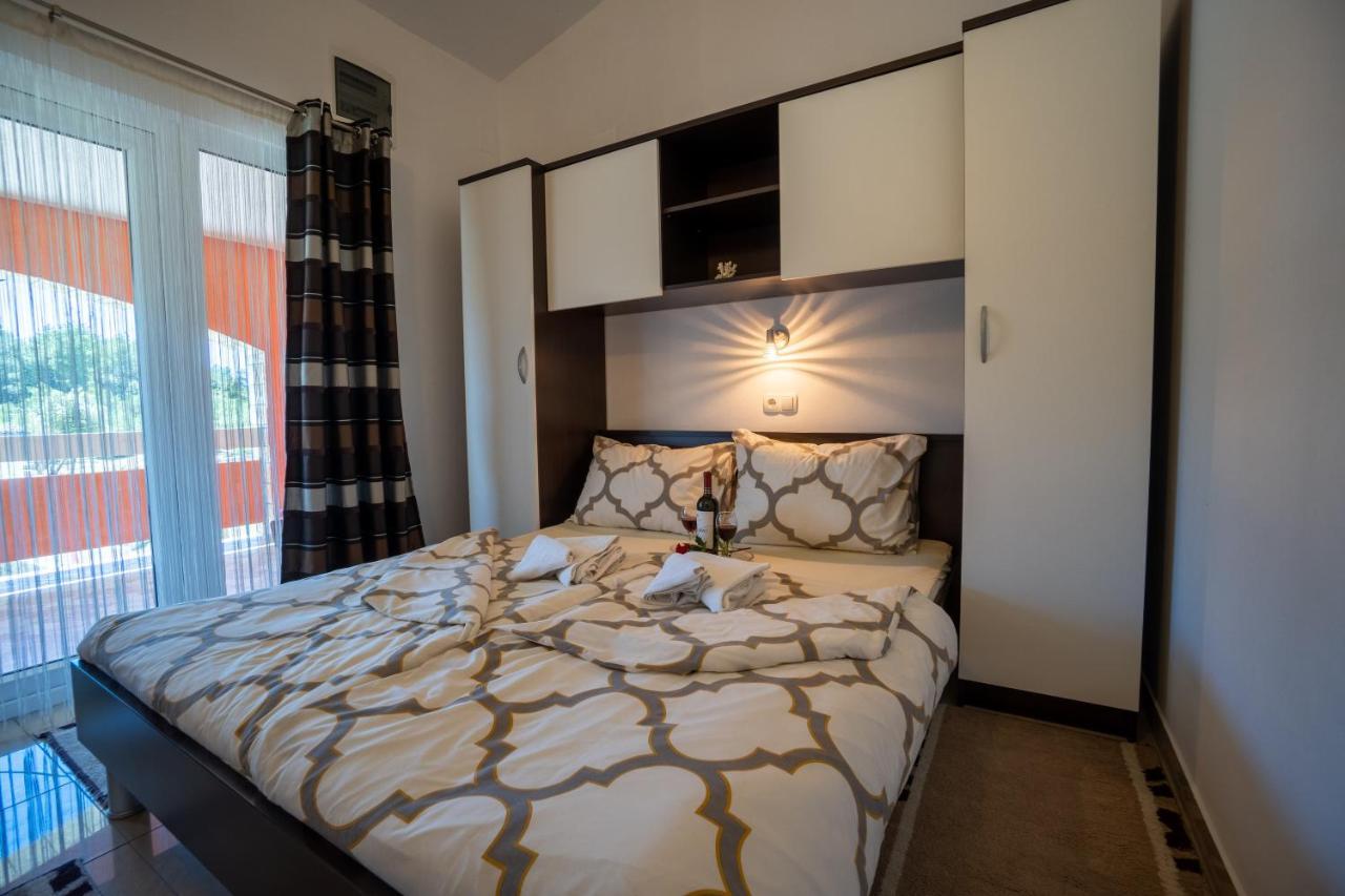 Apartments Pavic - Sapavac Vir Extérieur photo